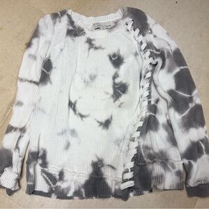 Vintage Havana Black and White Tie-Dye Lace-Up Sweater